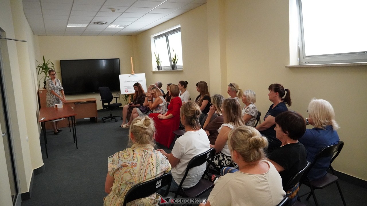 Spotkanie z lekarzem medycyny estetycznej w bibliotece pedagogicznej [09.09.2025] - zdjęcie #1 - eOstroleka.pl