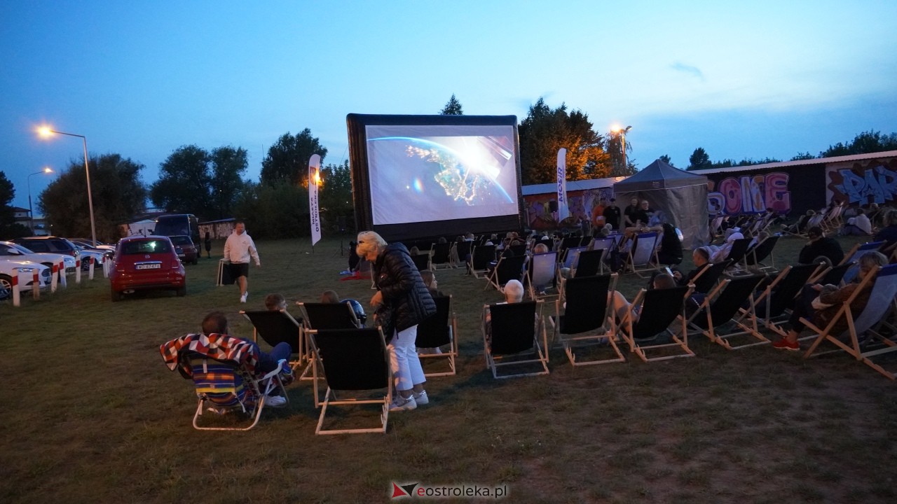 Młodzieżowa Rada Miasta podsumowała kadencję-wspólne ognisko i seans filmowy! [10.09.2025] - zdjęcie #10 - eOstroleka.pl