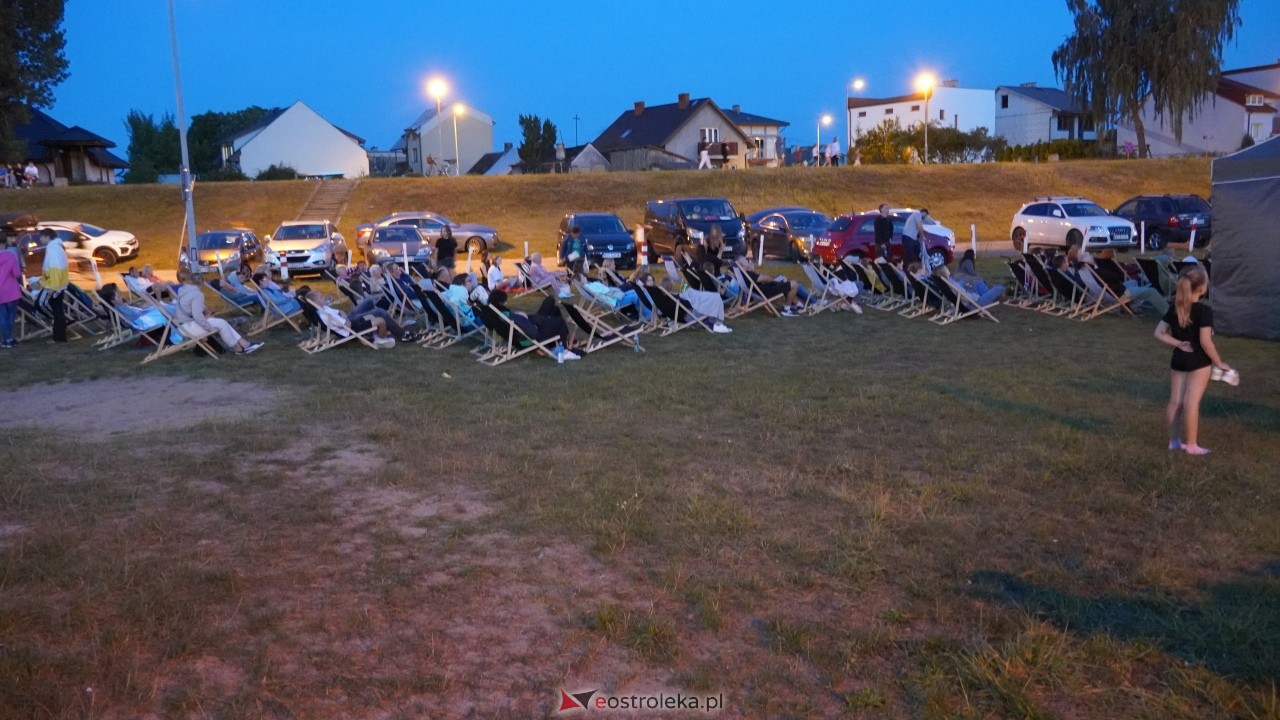 Młodzieżowa Rada Miasta podsumowała kadencję-wspólne ognisko i seans filmowy! [10.09.2025] - zdjęcie #1 - eOstroleka.pl