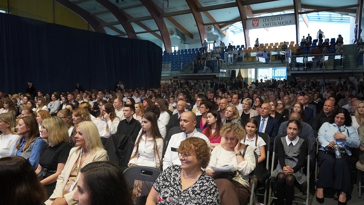 Samorządowa Gala Uczniowska 2025 [11.09.2025] - zdjęcie #143 - eOstroleka.pl