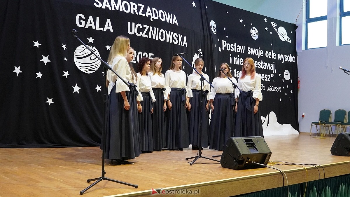 Samorządowa Gala Uczniowska 2025 [11.09.2025] - zdjęcie #138 - eOstroleka.pl