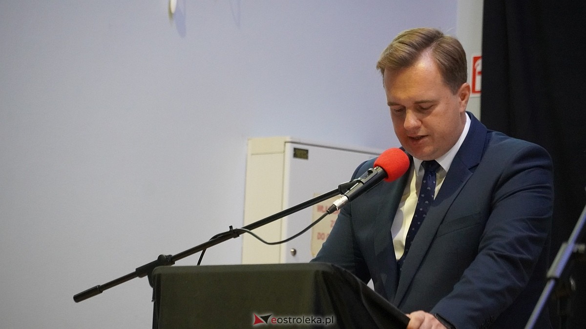 Samorządowa Gala Uczniowska 2025 [11.09.2025] - zdjęcie #135 - eOstroleka.pl