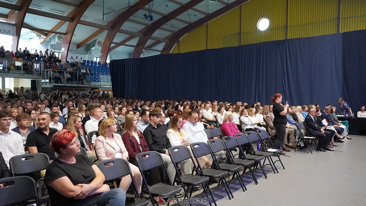 Samorządowa Gala Uczniowska 2025 [11.09.2025] - zdjęcie #131 - eOstroleka.pl
