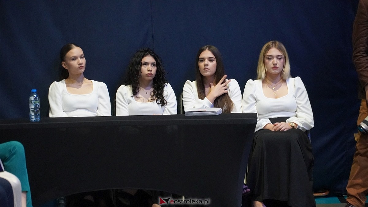 Samorządowa Gala Uczniowska 2025 [11.09.2025] - zdjęcie #116 - eOstroleka.pl