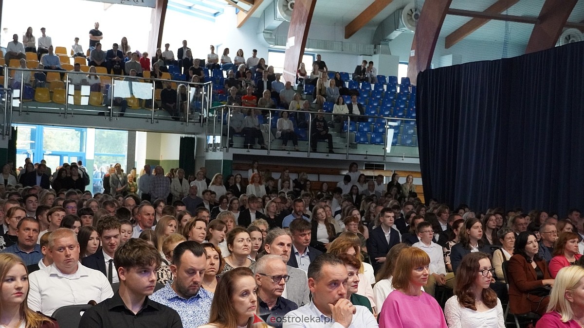 Samorządowa Gala Uczniowska 2025 [11.09.2025] - zdjęcie #110 - eOstroleka.pl