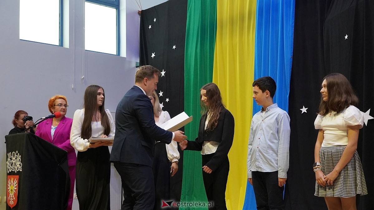 Samorządowa Gala Uczniowska 2025 [11.09.2025] - zdjęcie #92 - eOstroleka.pl