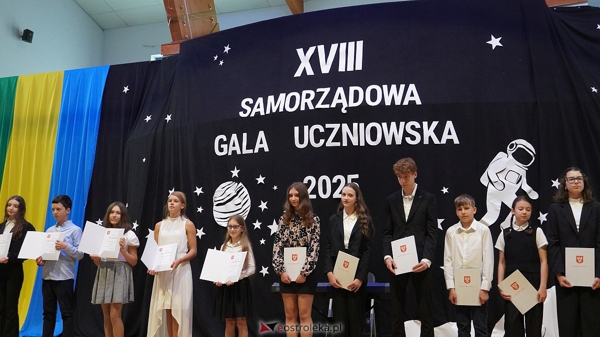 Samorządowa Gala Uczniowska 2025 [11.09.2025] - zdjęcie #75 - eOstroleka.pl