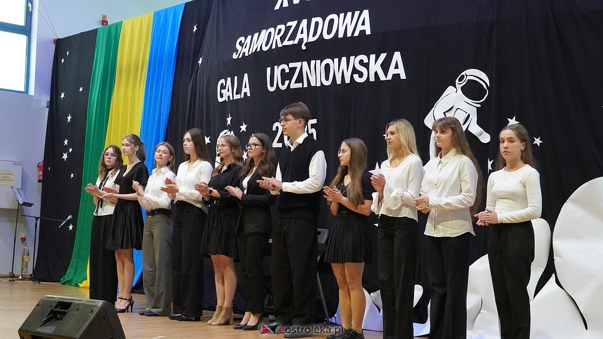 Samorządowa Gala Uczniowska 2025 [11.09.2025] - zdjęcie #42 - eOstroleka.pl