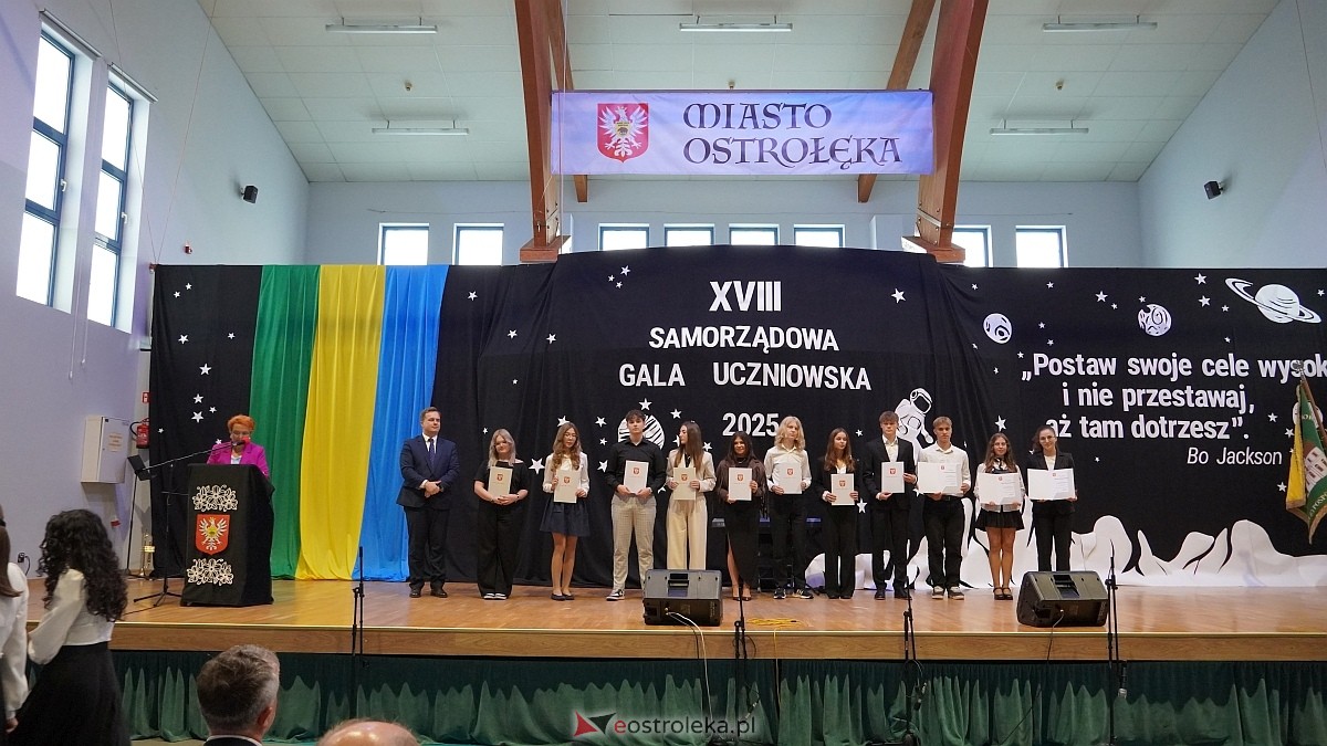 Samorządowa Gala Uczniowska 2025 [11.09.2025] - zdjęcie #97 - eOstroleka.pl
