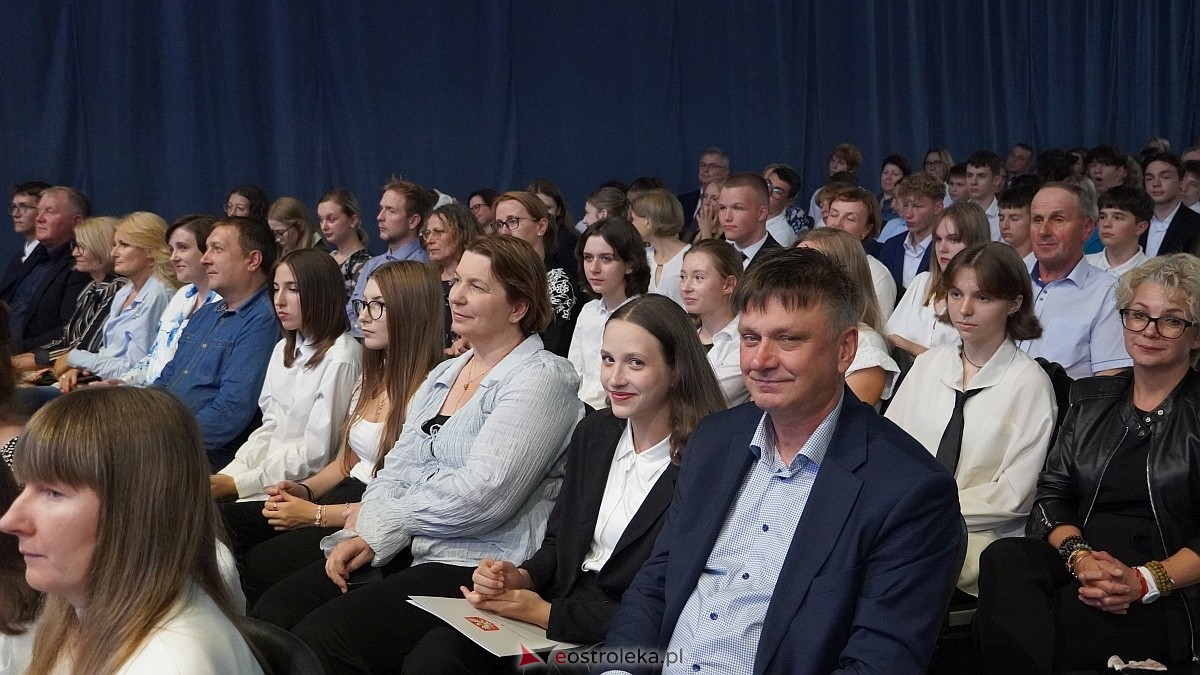 Samorządowa Gala Uczniowska 2025 [11.09.2025] - zdjęcie #95 - eOstroleka.pl