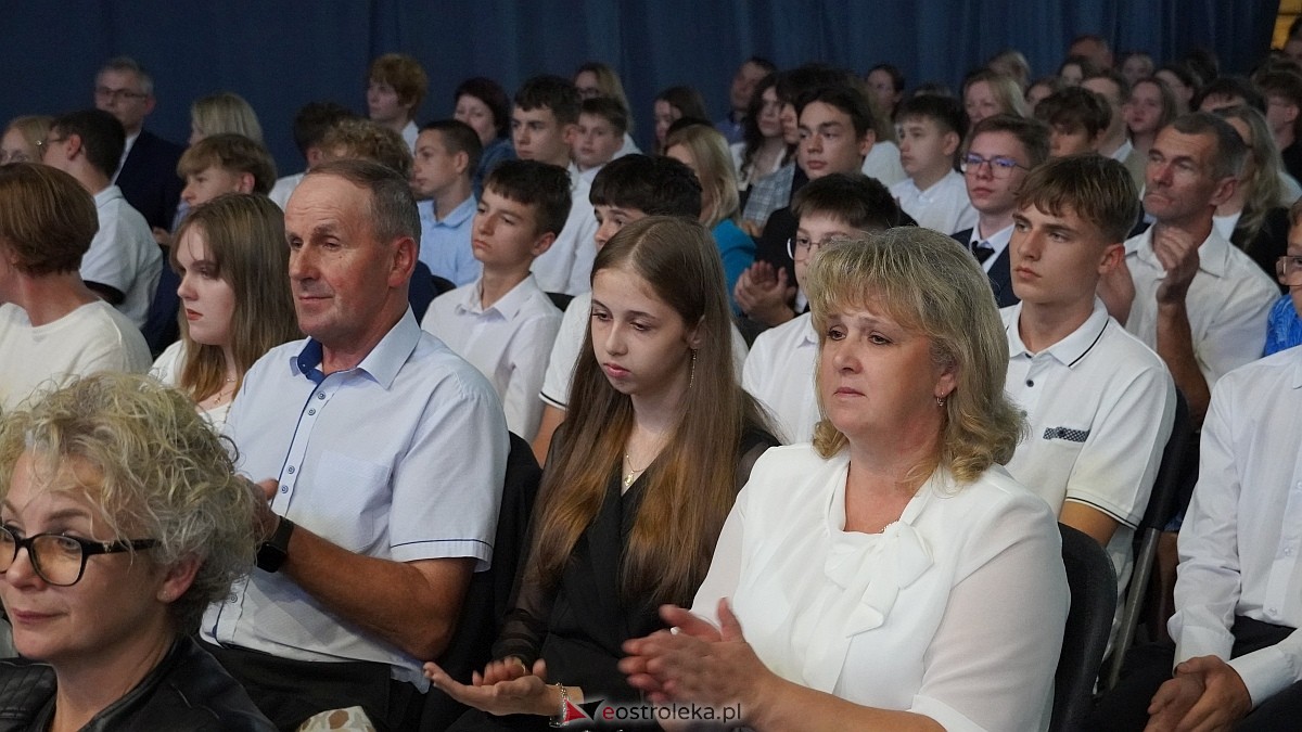 Samorządowa Gala Uczniowska 2025 [11.09.2025] - zdjęcie #93 - eOstroleka.pl