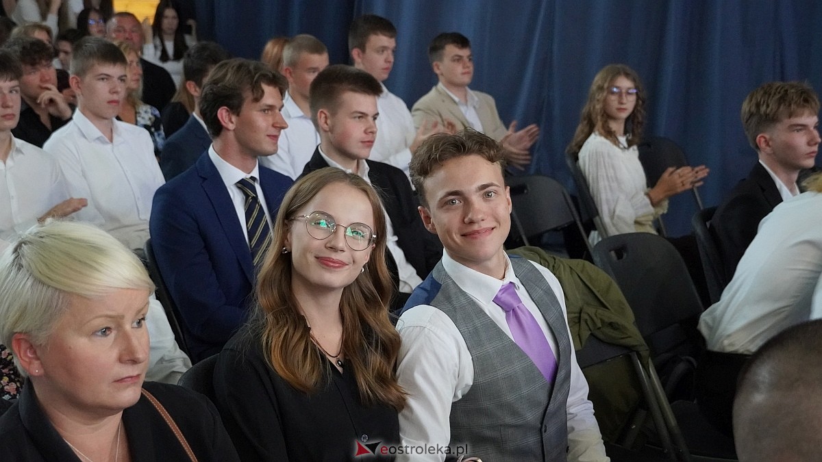 Samorządowa Gala Uczniowska 2025 [11.09.2025] - zdjęcie #89 - eOstroleka.pl