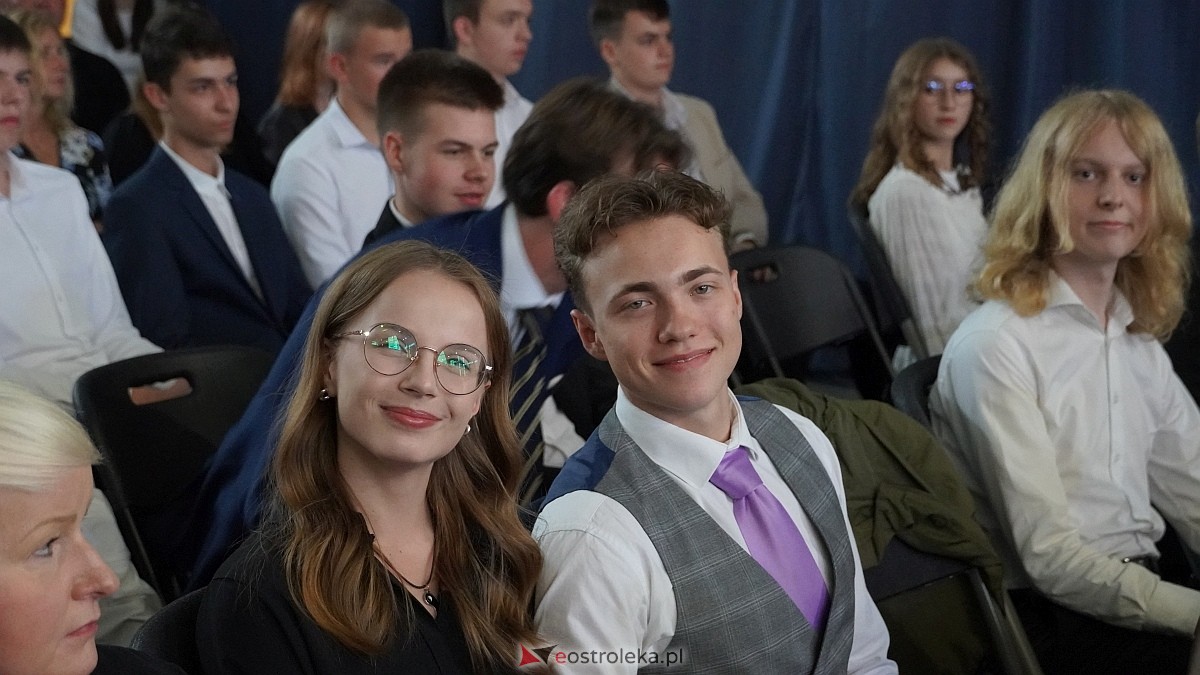 Samorządowa Gala Uczniowska 2025 [11.09.2025] - zdjęcie #87 - eOstroleka.pl
