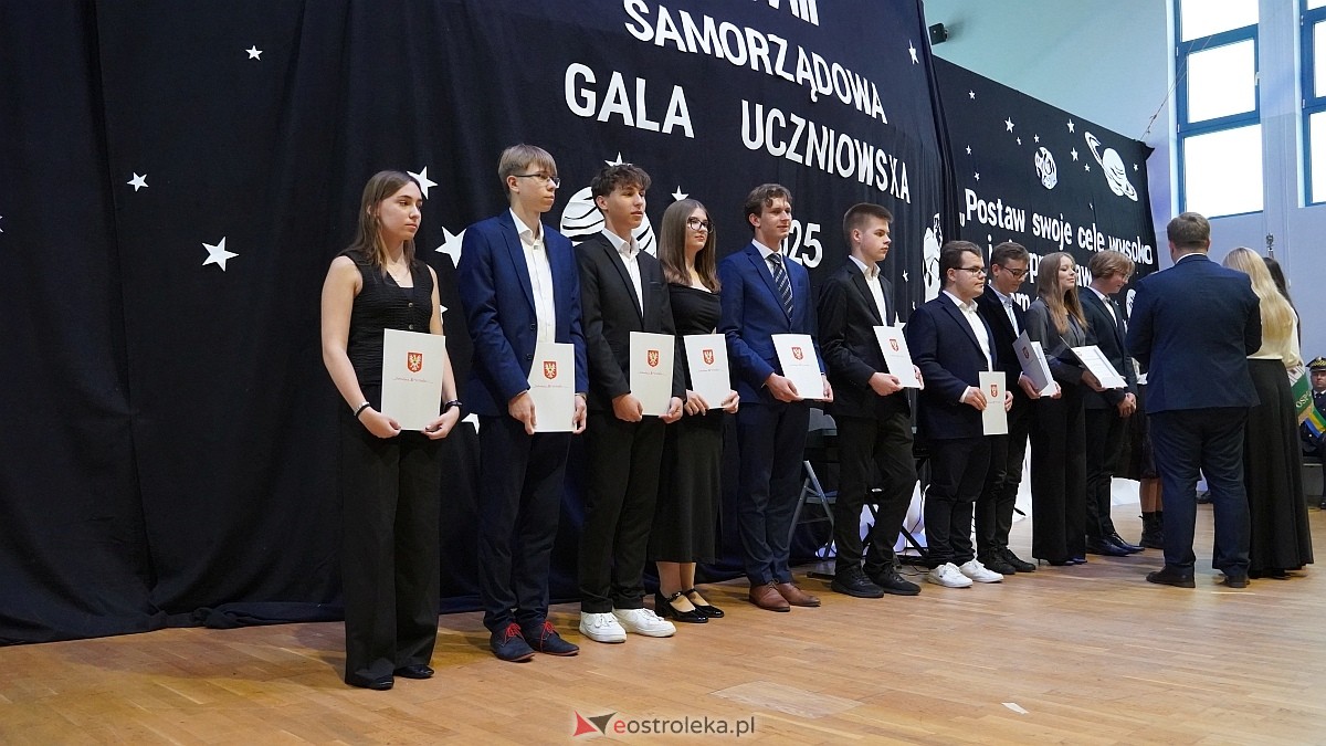 Samorządowa Gala Uczniowska 2025 [11.09.2025] - zdjęcie #74 - eOstroleka.pl