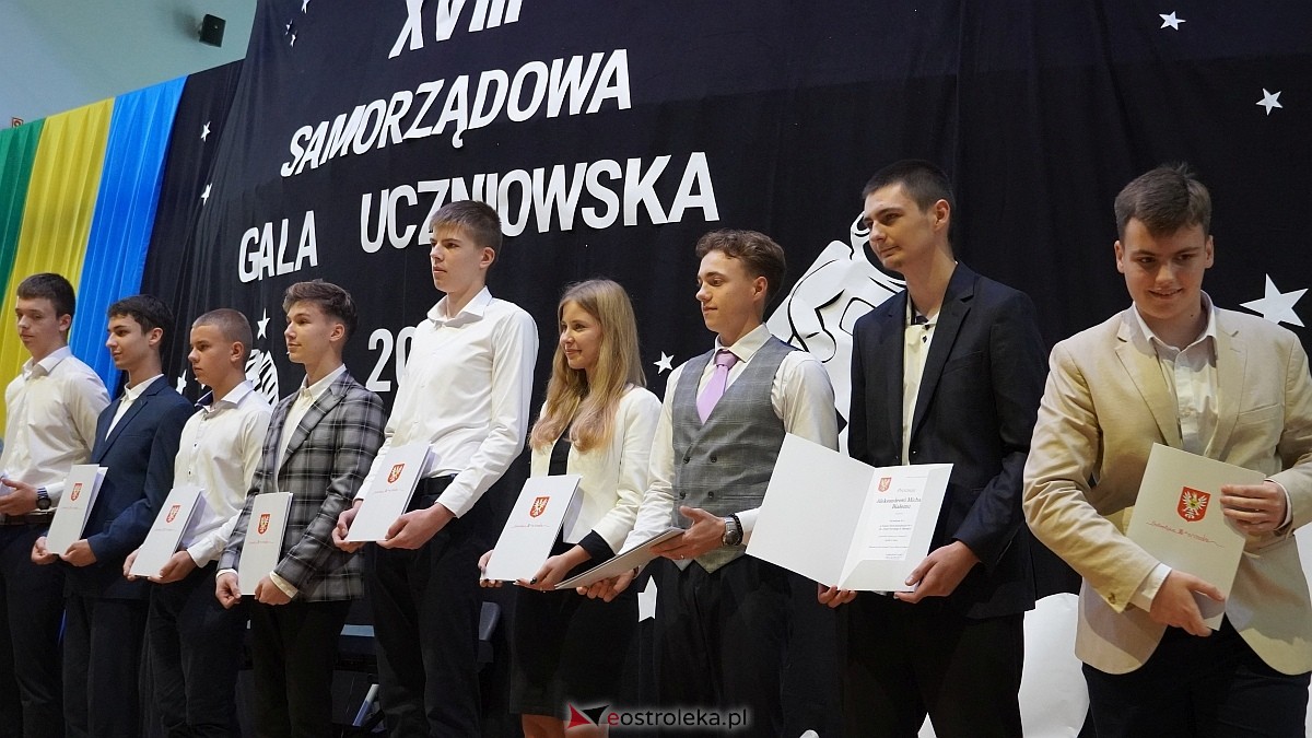 Samorządowa Gala Uczniowska 2025 [11.09.2025] - zdjęcie #41 - eOstroleka.pl