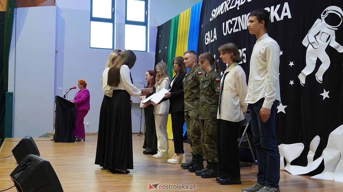 Samorządowa Gala Uczniowska 2025 [11.09.2025] - zdjęcie #35 - eOstroleka.pl