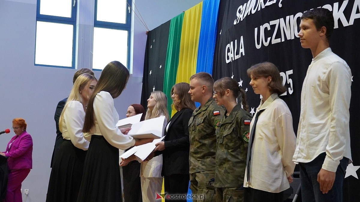 Samorządowa Gala Uczniowska 2025 [11.09.2025] - zdjęcie #33 - eOstroleka.pl