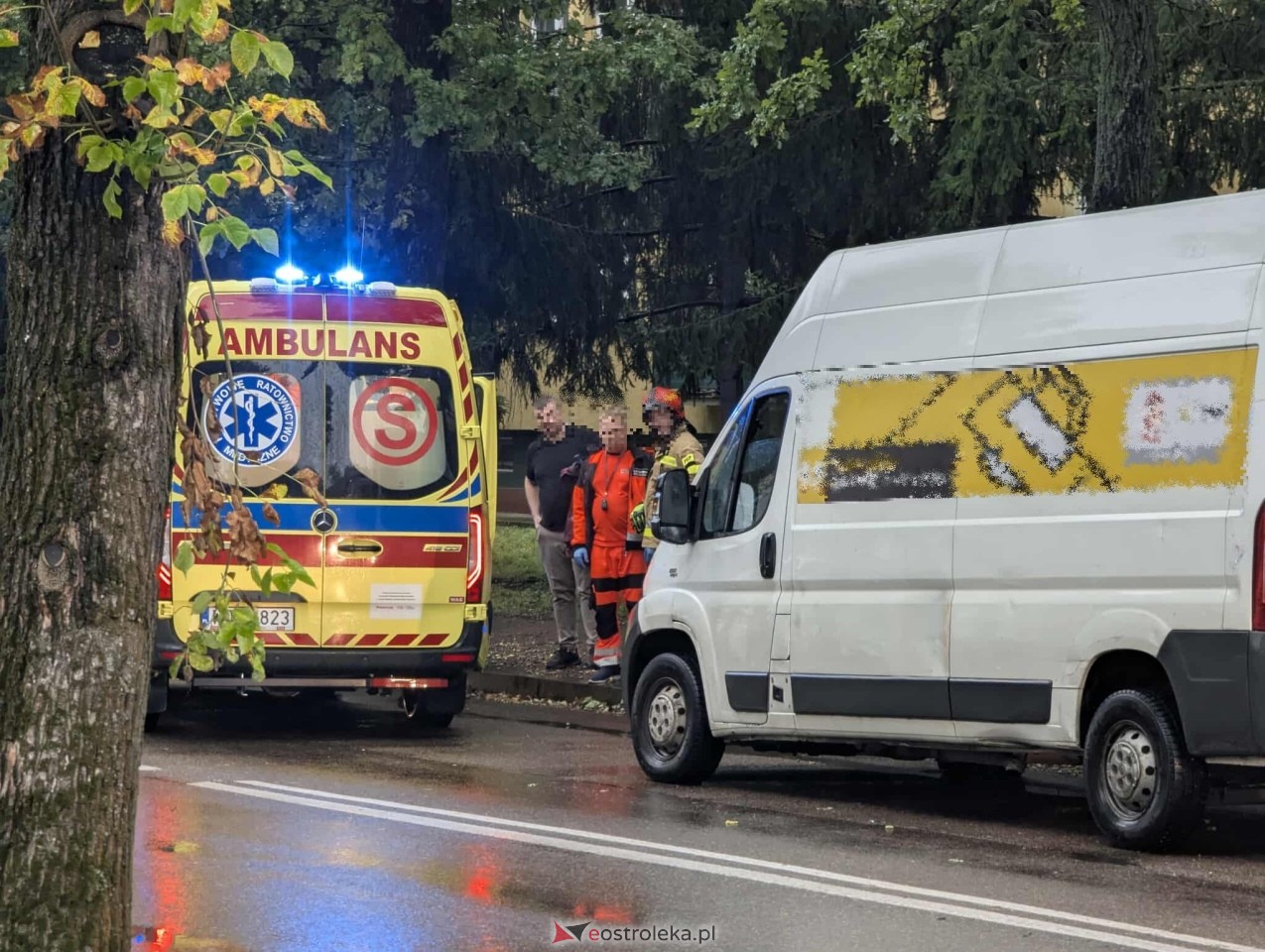 Wypadek na ul. Sienkiewicza [11.09.2026] - zdjęcie #12 - eOstroleka.pl
