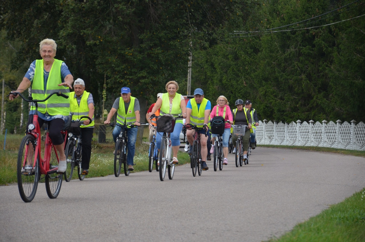 II gminny rajd rowerowy dla seniorów w Kadzidle [12.09.2025] - zdjęcie #40 - eOstroleka.pl