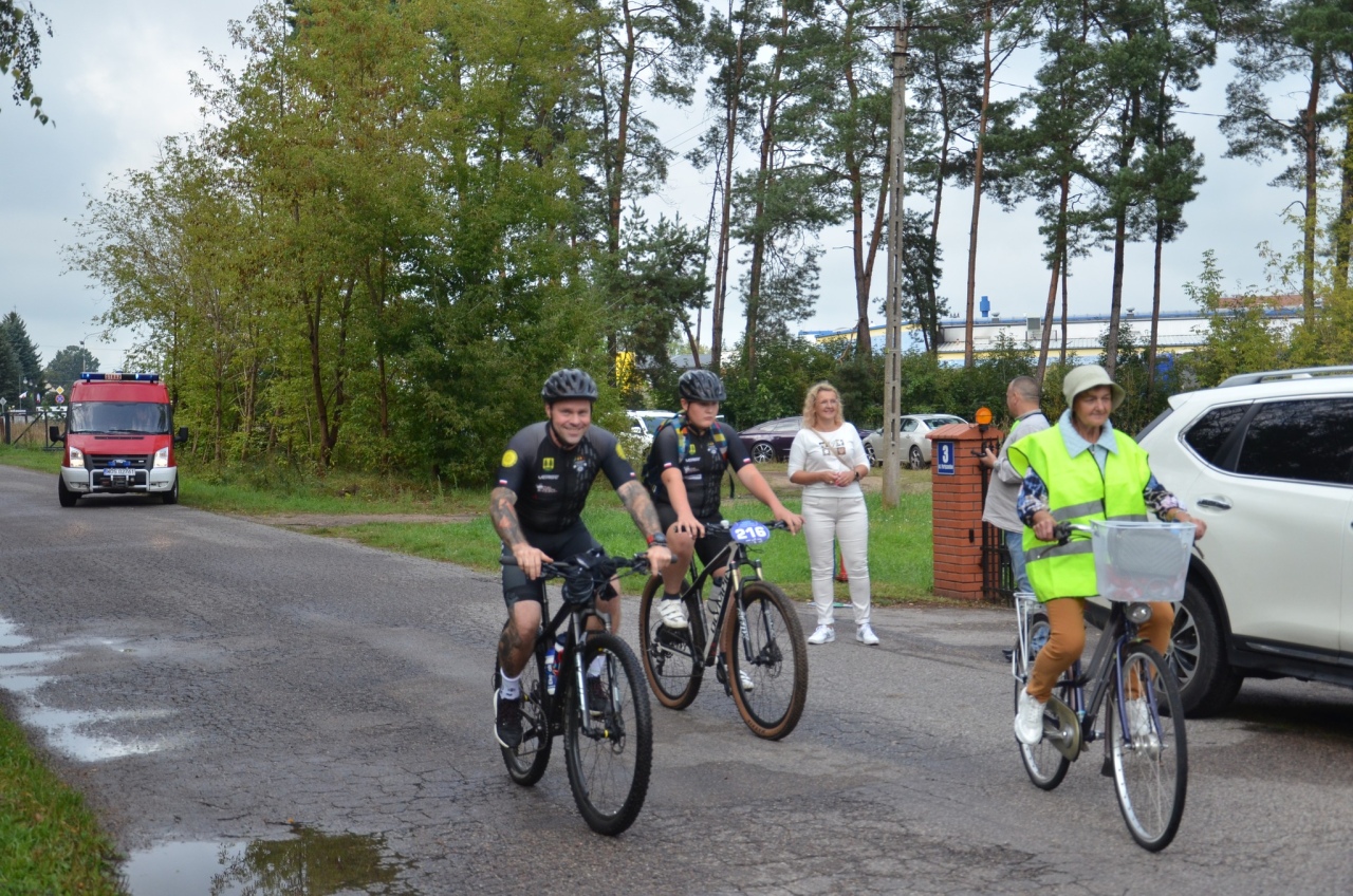 II gminny rajd rowerowy dla seniorów w Kadzidle [12.09.2025] - zdjęcie #37 - eOstroleka.pl