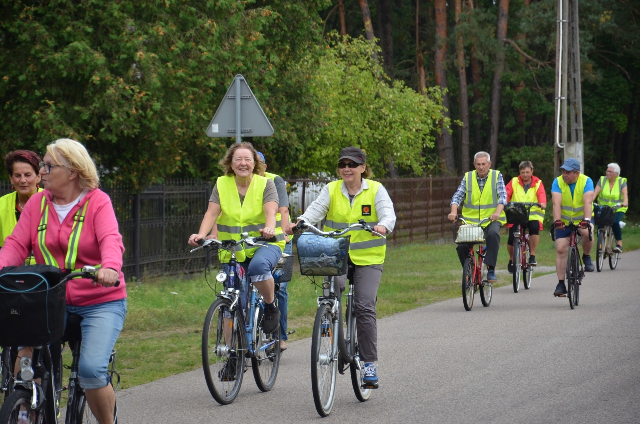 II gminny rajd rowerowy dla seniorów w Kadzidle [12.09.2025] - zdjęcie #35 - eOstroleka.pl
