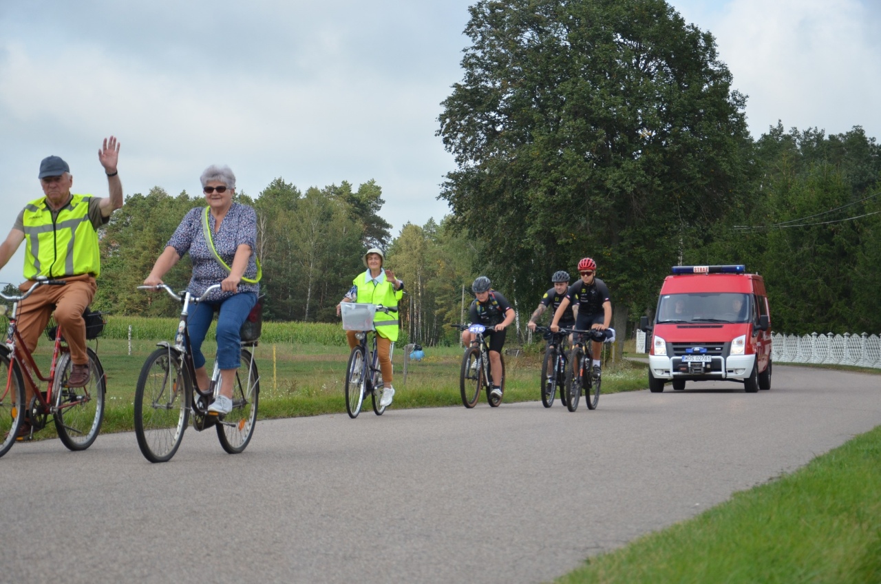 II gminny rajd rowerowy dla seniorów w Kadzidle [12.09.2025] - zdjęcie #34 - eOstroleka.pl