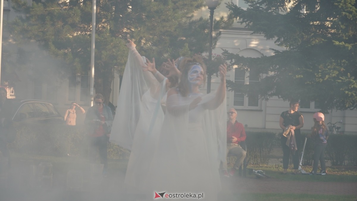 Wystartował 16. Festiwal Teatralny InQbator w Ostrołęce! [12.09.2025] - zdjęcie #142 - eOstroleka.pl