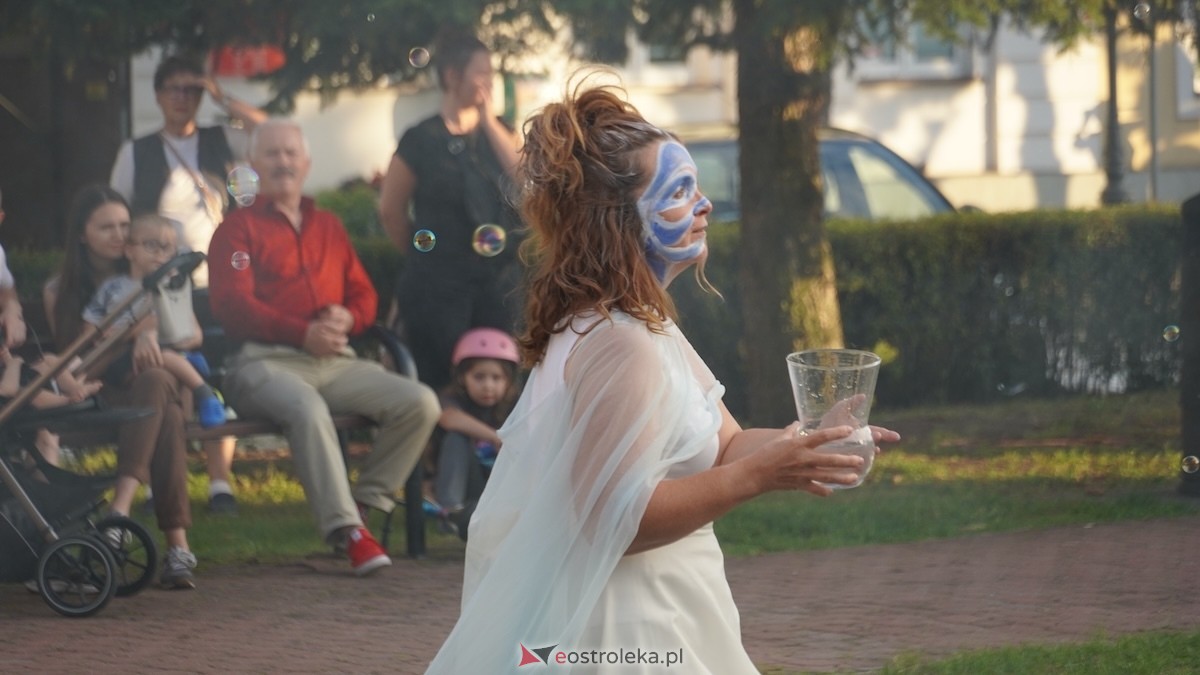 Wystartował 16. Festiwal Teatralny InQbator w Ostrołęce! [12.09.2025] - zdjęcie #137 - eOstroleka.pl