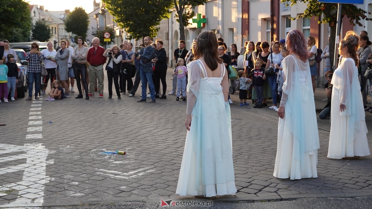 Wystartował 16. Festiwal Teatralny InQbator w Ostrołęce! [12.09.2025] - zdjęcie #74 - eOstroleka.pl