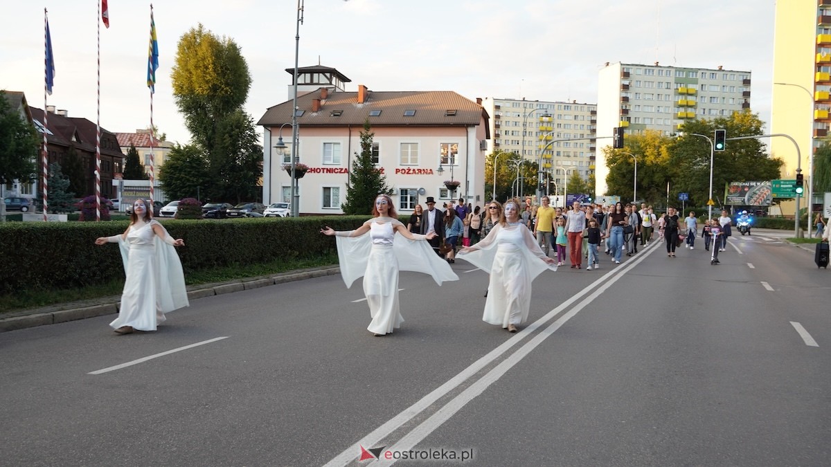 Wystartował 16. Festiwal Teatralny InQbator w Ostrołęce! [12.09.2025] - zdjęcie #64 - eOstroleka.pl