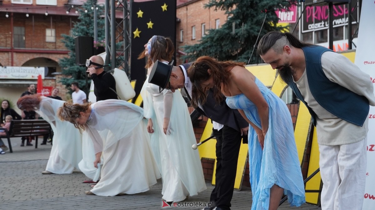 Wystartował 16. Festiwal Teatralny InQbator w Ostrołęce! [12.09.2025] - zdjęcie #25 - eOstroleka.pl