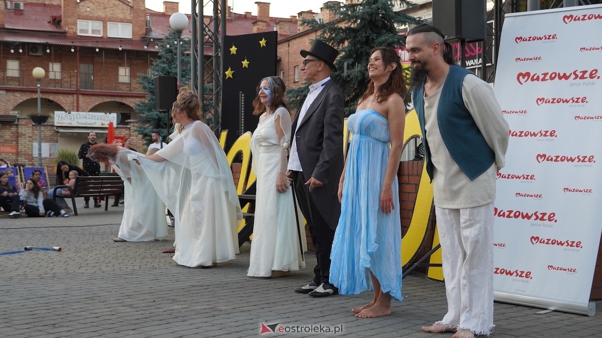 Wystartował 16. Festiwal Teatralny InQbator w Ostrołęce! [12.09.2025] - zdjęcie #24 - eOstroleka.pl