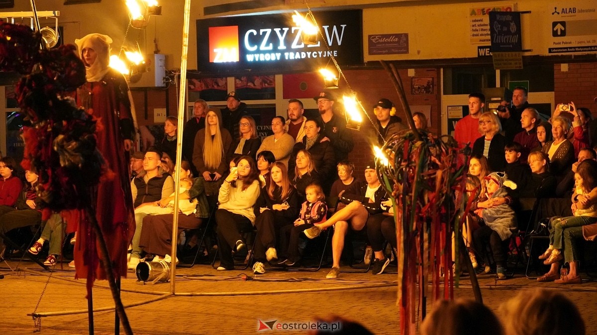 InQbator 2025: Gloria Lwowskiego Teatru Woskresinnia [12.09.2025] - zdjęcie #44 - eOstroleka.pl