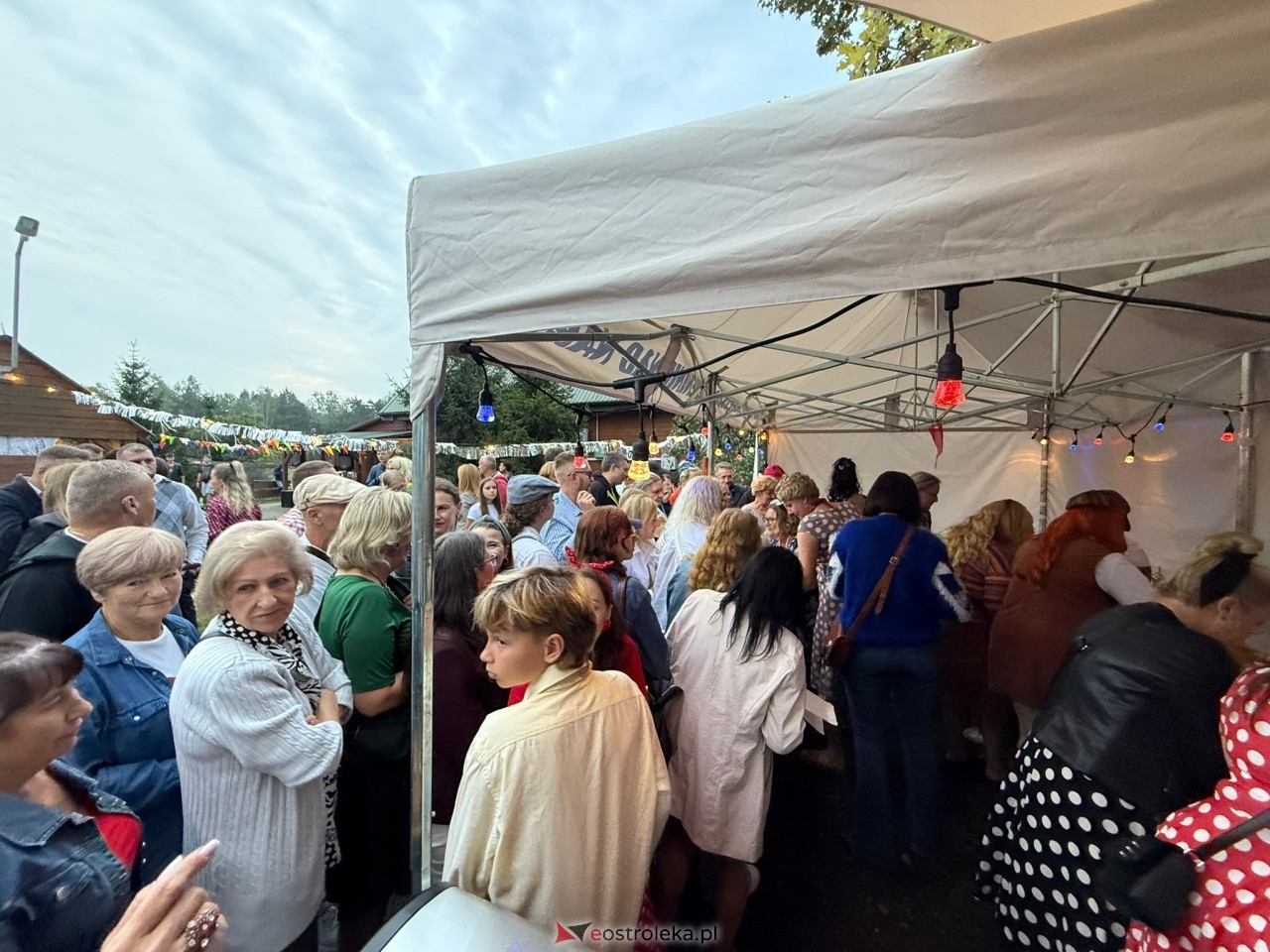 Potańcówka jak za PRL-u w Dzbeninie [13.09.2025] - zdjęcie #4 - eOstroleka.pl