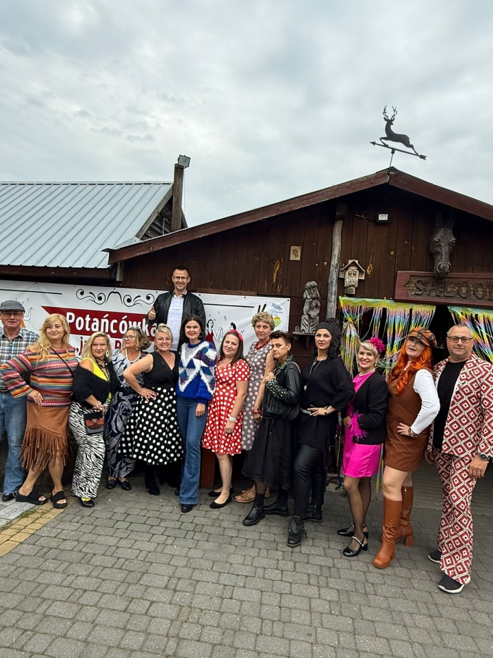III Potańcówka jak za PRL-u [13.09.2025] - zdjęcie #16 - eOstroleka.pl