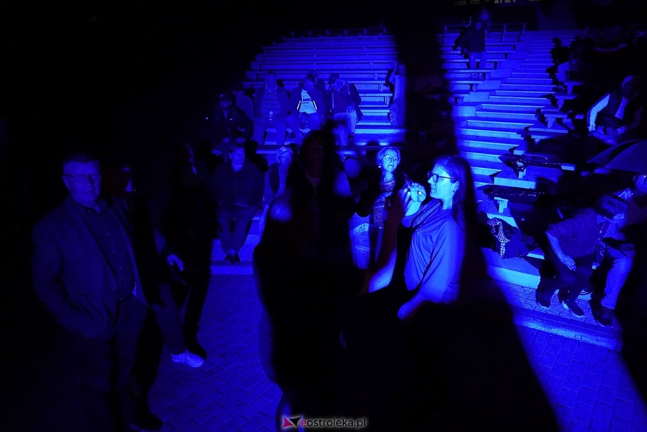 Zabawa pod gwiazdami z zespołem Everest w Baranowie [13.09.2025] - zdjęcie #5 - eOstroleka.pl