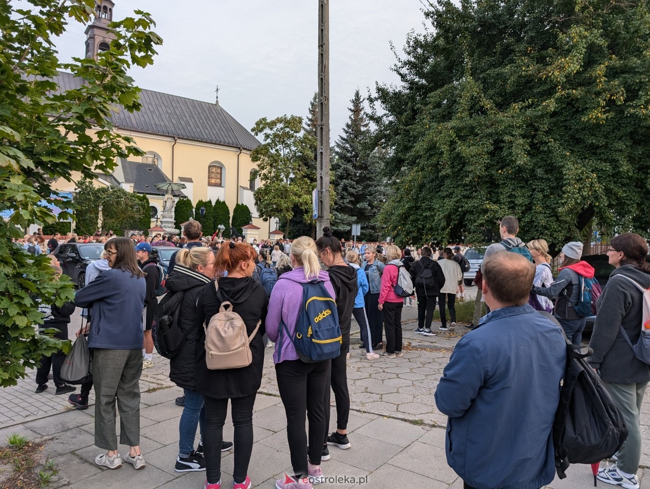 Pielgrzymi wyruszyli do Dąbrówki- 18 km modlitwy i tradycji![14.09.2025] - zdjęcie #4 - eOstroleka.pl