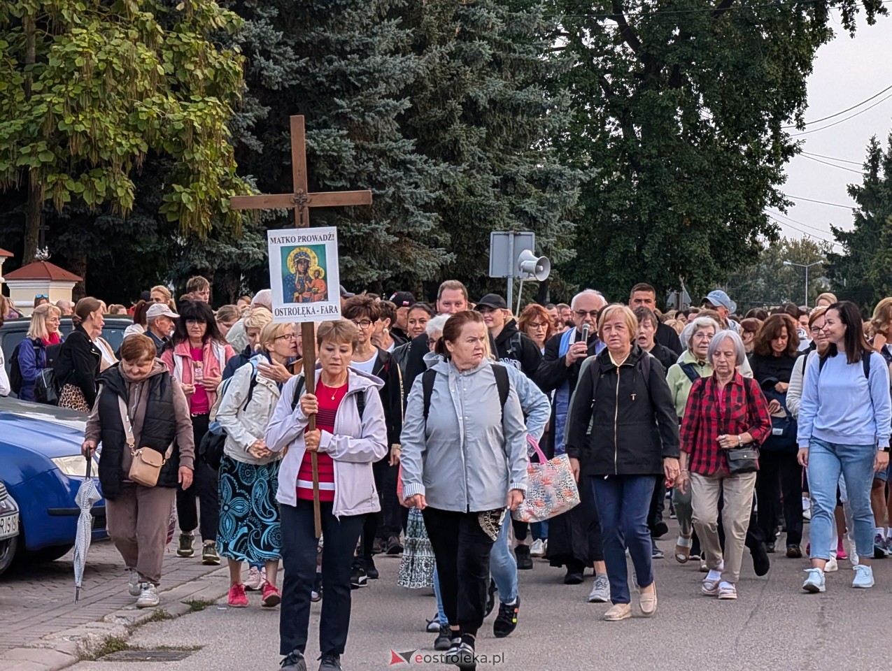 Pielgrzymi wyruszyli do Dąbrówki- 18 km modlitwy i tradycji![14.09.2025] - zdjęcie #3 - eOstroleka.pl