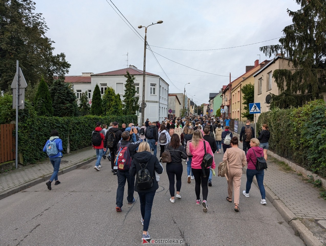 Pielgrzymi wyruszyli do Dąbrówki- 18 km modlitwy i tradycji![14.09.2025] - zdjęcie #2 - eOstroleka.pl