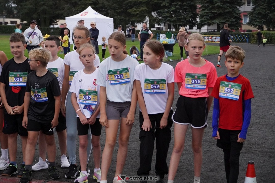Półmaraton Kurpiowskie 2025: Mini Maraton dla Dzieci i Młodzieży [14.09.2025] - zdjęcie #156 - eOstroleka.pl