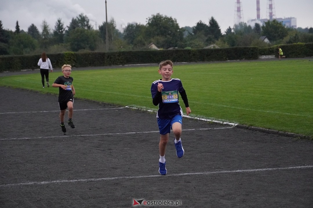 Półmaraton Kurpiowskie 2025: Mini Maraton dla Dzieci i Młodzieży [14.09.2025] - zdjęcie #108 - eOstroleka.pl