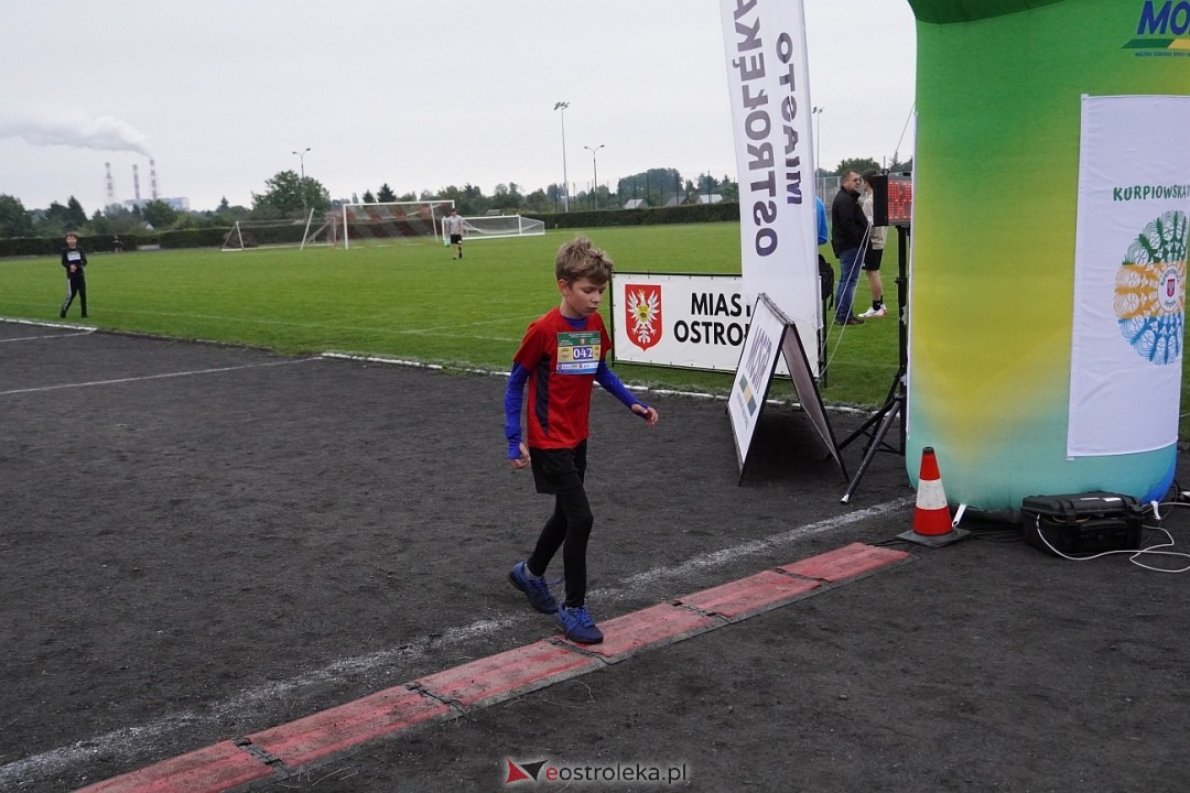 Półmaraton Kurpiowskie 2025: Mini Maraton dla Dzieci i Młodzieży [14.09.2025] - zdjęcie #90 - eOstroleka.pl