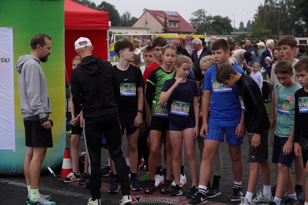 Półmaraton Kurpiowskie 2025: Mini Maraton dla Dzieci i Młodzieży [14.09.2025] - zdjęcie #131 - eOstroleka.pl