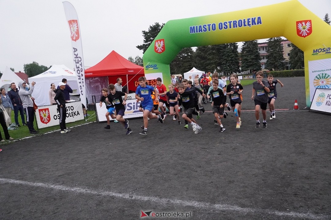Półmaraton Kurpiowskie 2025: Mini Maraton dla Dzieci i Młodzieży [14.09.2025] - zdjęcie #111 - eOstroleka.pl