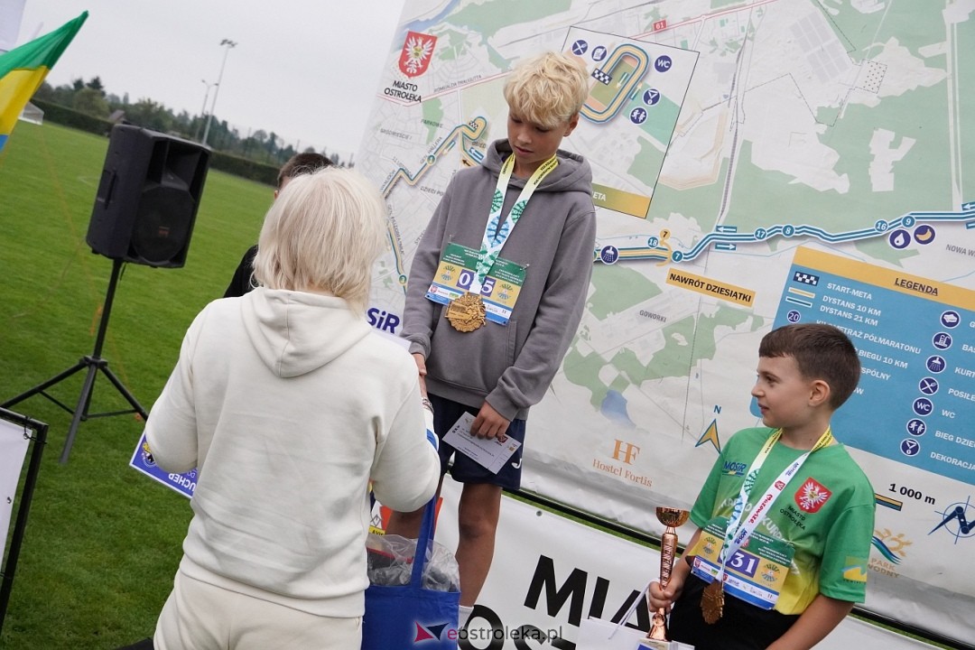 Półmaraton Kurpiowskie 2025: Mini Maraton dla Dzieci i Młodzieży [14.09.2025] - zdjęcie #24 - eOstroleka.pl