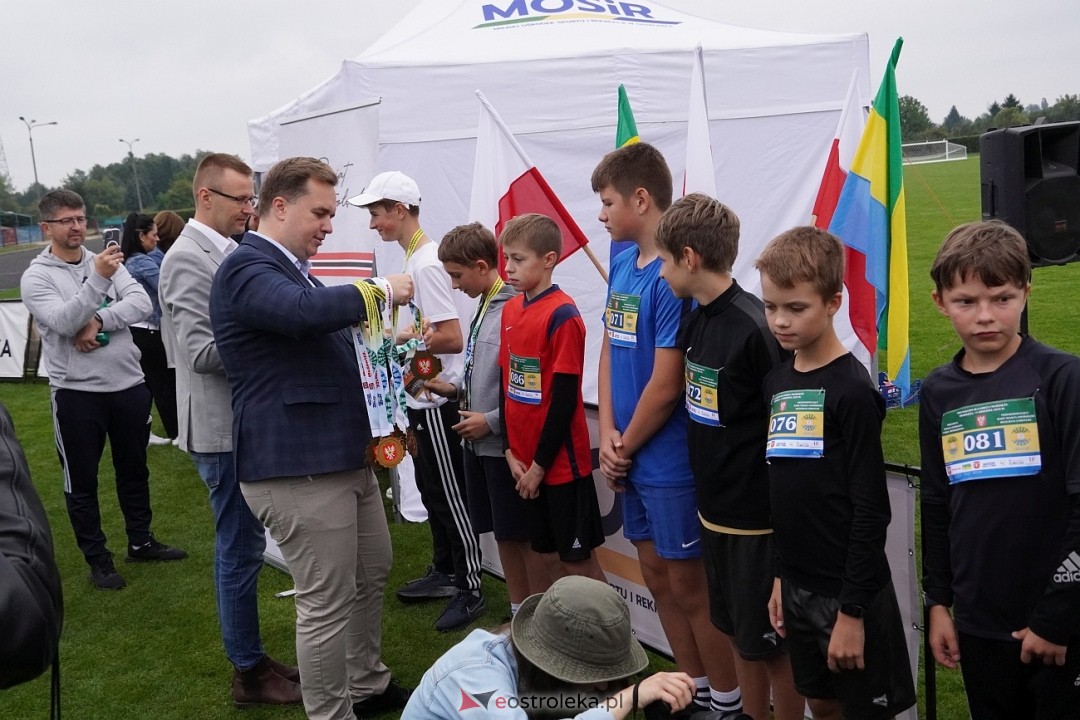 Półmaraton Kurpiowskie 2025: Mini Maraton dla Dzieci i Młodzieży [14.09.2025] - zdjęcie #18 - eOstroleka.pl