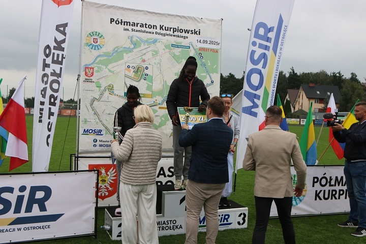 Półmaraton Kurpiowski [14.09.2025] - zdjęcie #135 - eOstroleka.pl