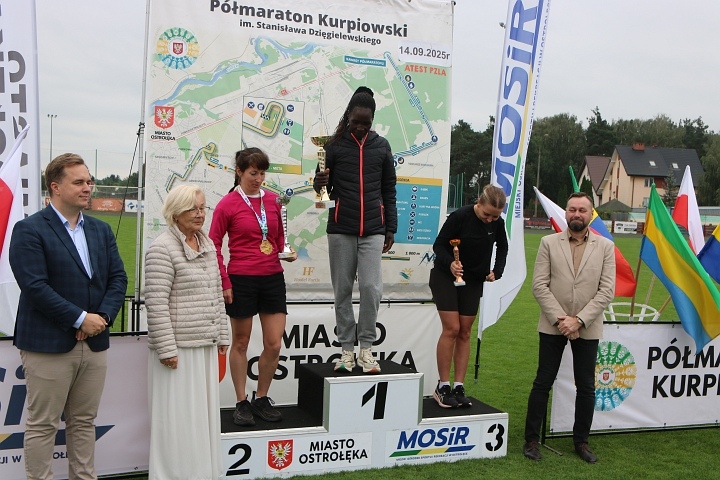 Półmaraton Kurpiowski [14.09.2025] - zdjęcie #82 - eOstroleka.pl