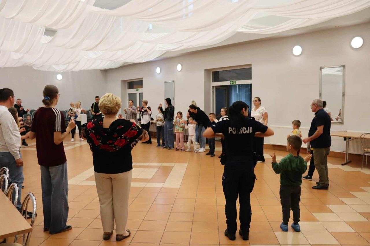 Piknik rodzinny Zdrowo żyć i bezpiecznym być z KGW Troszynianki [14.09.2025] - zdjęcie #18 - eOstroleka.pl