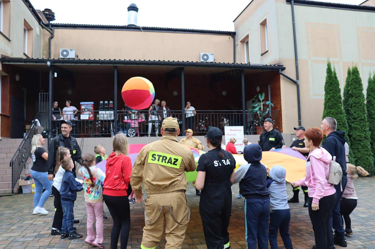 Piknik rodzinny Zdrowo żyć i bezpiecznym być z KGW Troszynianki [14.09.2025] - zdjęcie #12 - eOstroleka.pl